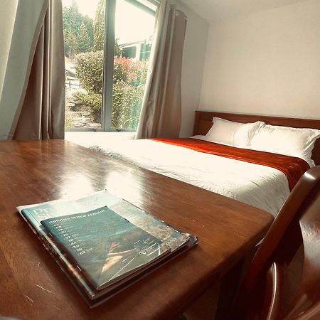 Ming'S Lakeside Goldleaf Suites Queenstown Exteriér fotografie