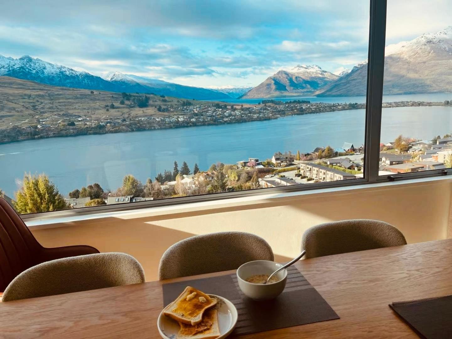 Ming'S Lakeside Goldleaf Suites Queenstown Exteriér fotografie