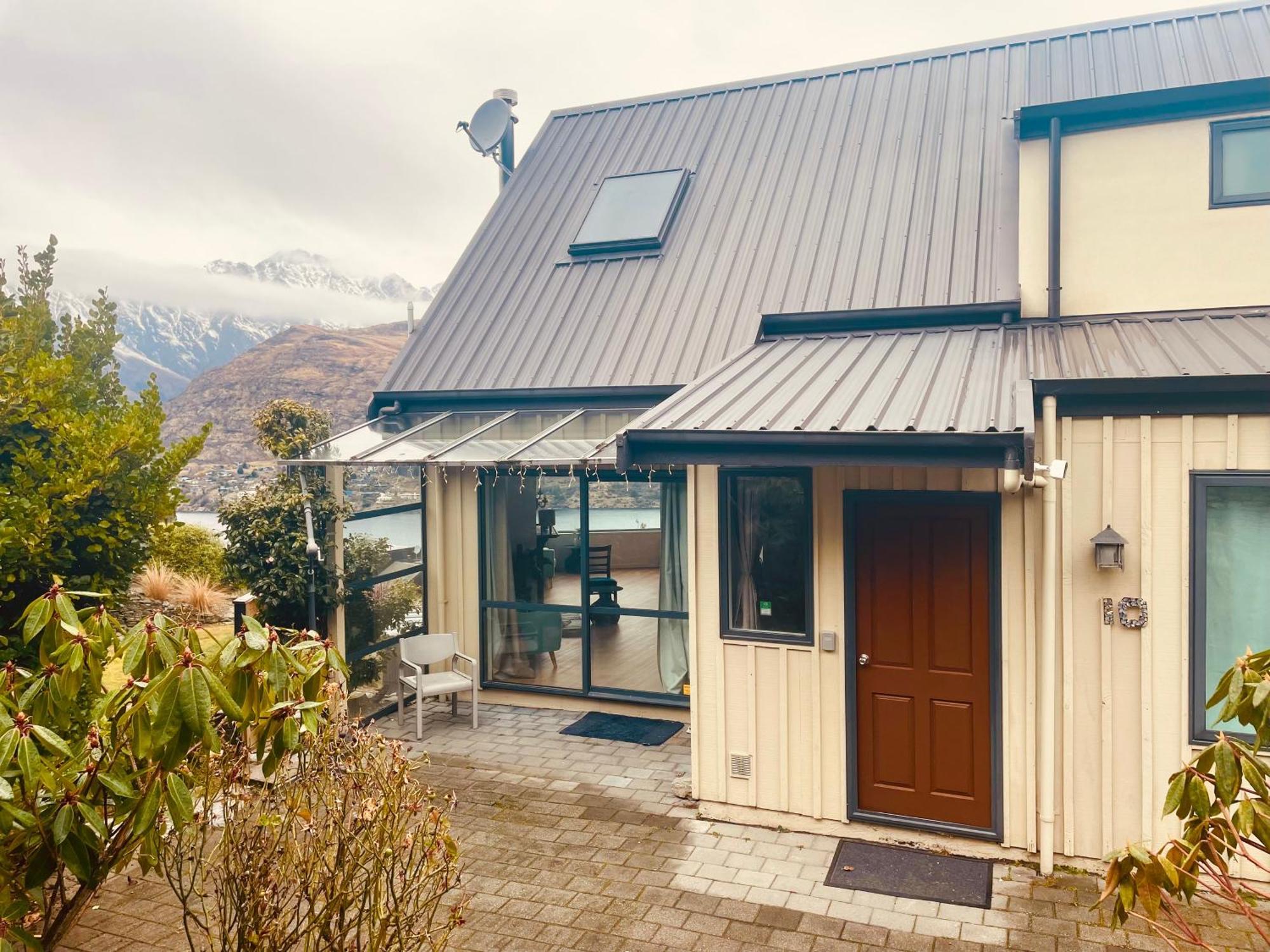 Ming'S Lakeside Goldleaf Suites Queenstown Exteriér fotografie