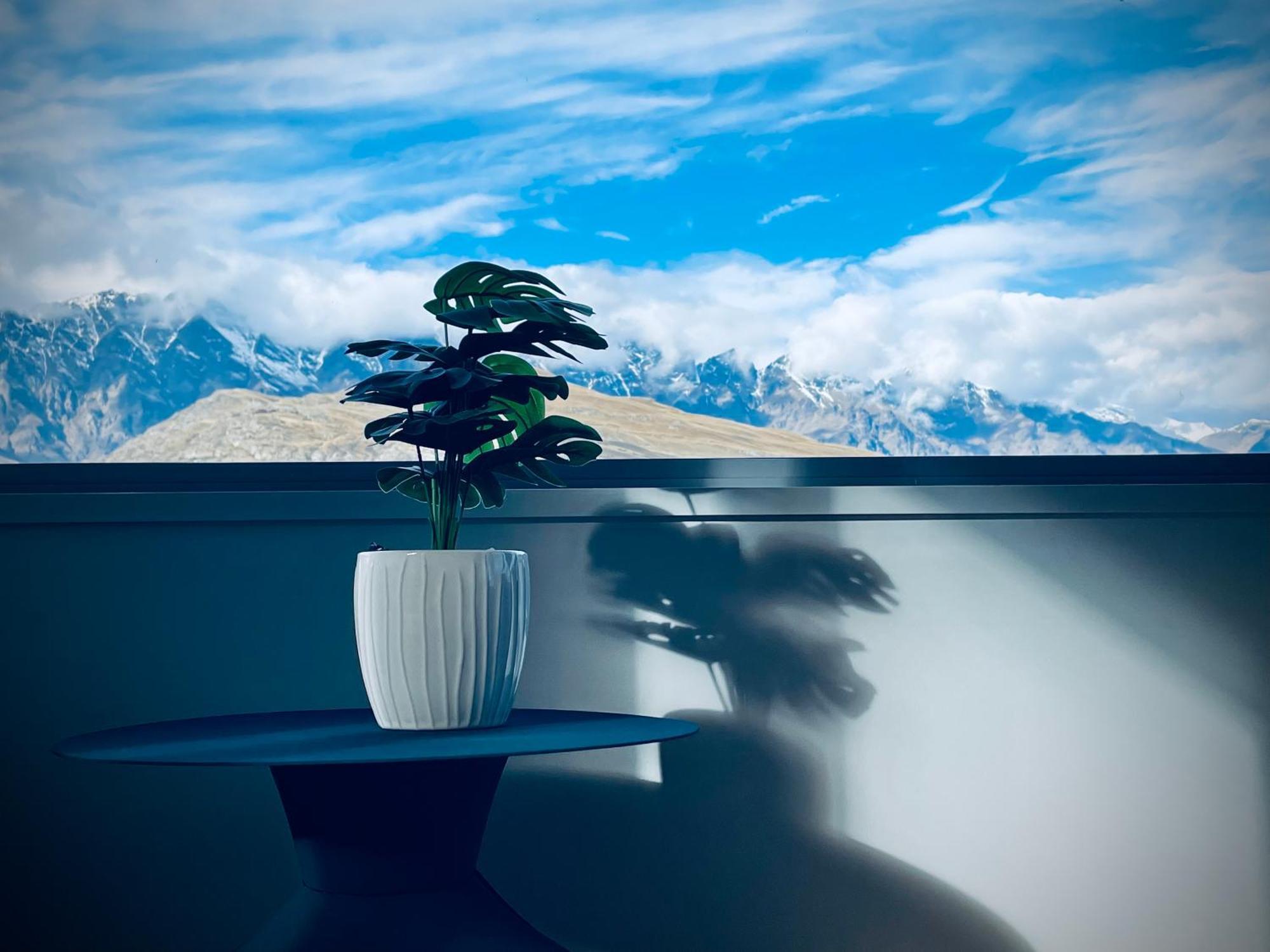 Ming'S Lakeside Goldleaf Suites Queenstown Exteriér fotografie