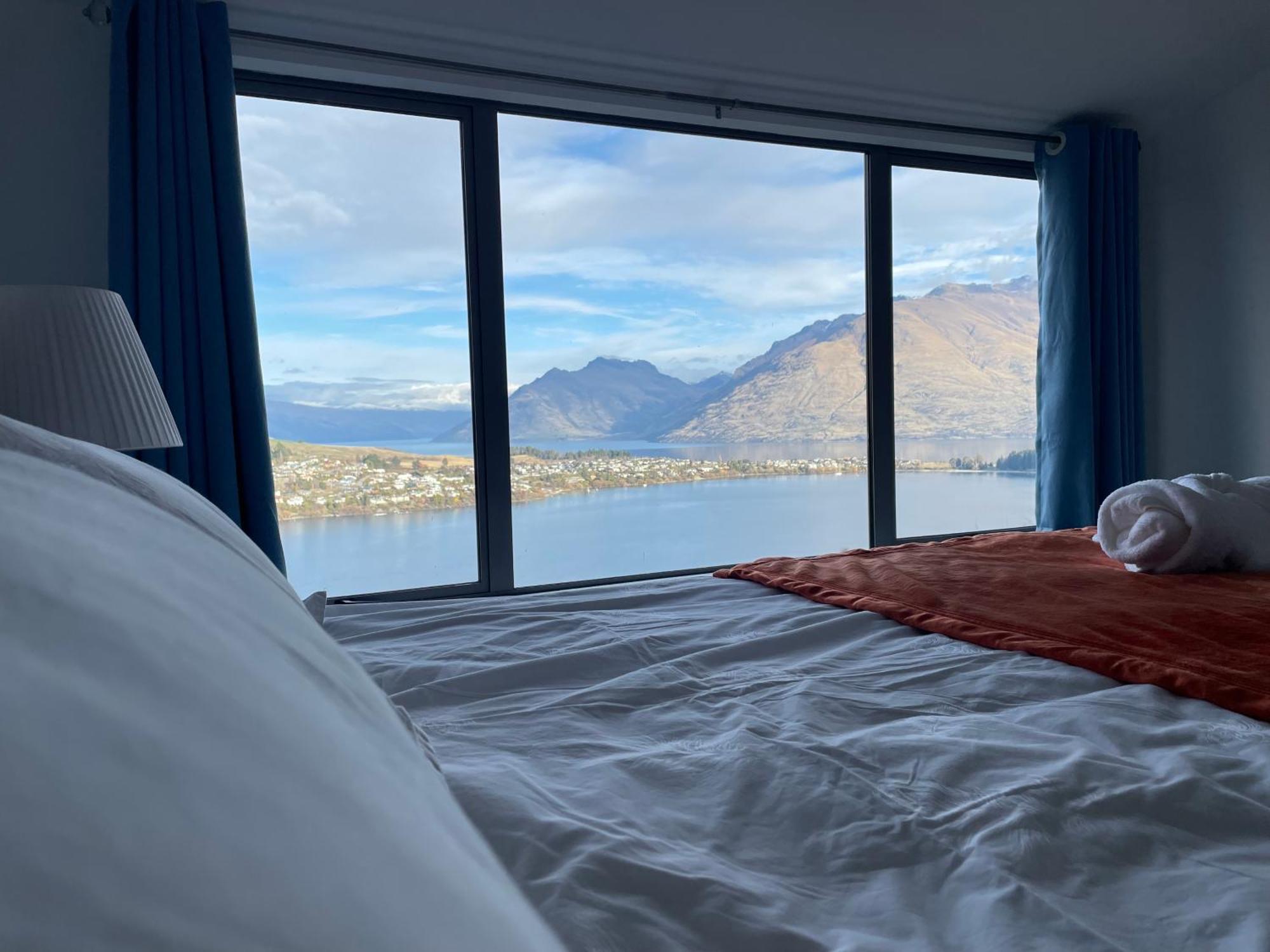 Ming'S Lakeside Goldleaf Suites Queenstown Exteriér fotografie
