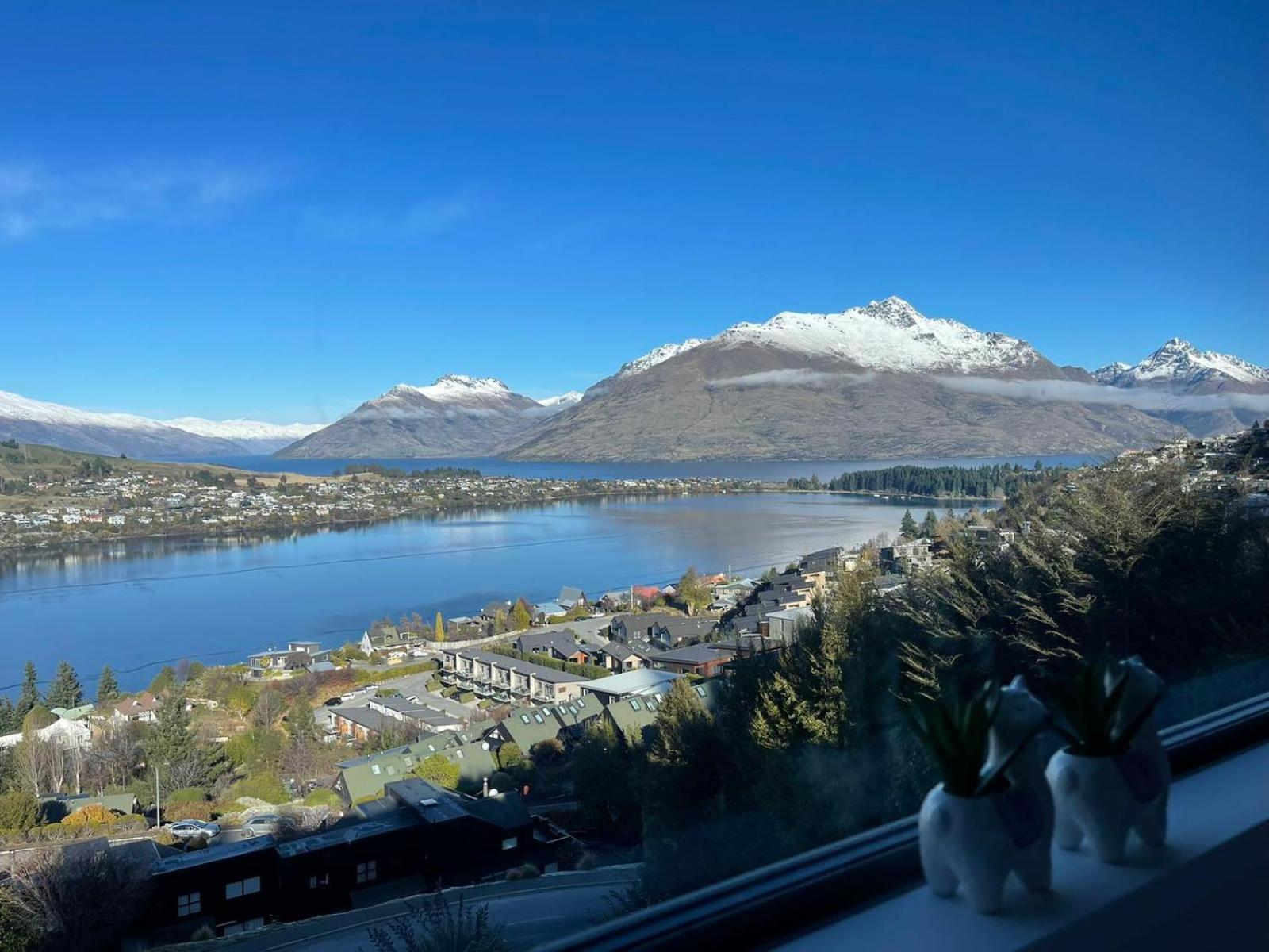 Ming'S Lakeside Goldleaf Suites Queenstown Exteriér fotografie